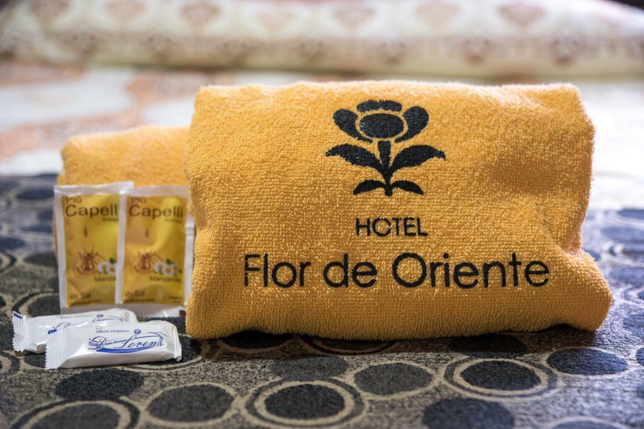 Hotel Flor de Oriente Baños Buitenkant foto