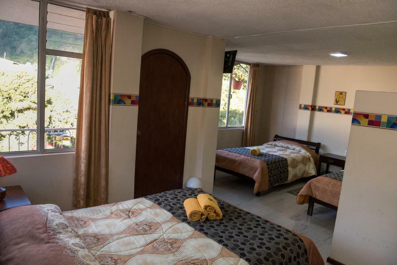 Hotel Flor de Oriente Baños Buitenkant foto